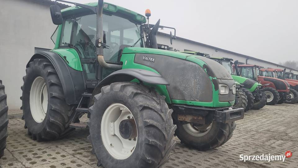 Valtra T160 Traktor 160 Zaklików sprzedam