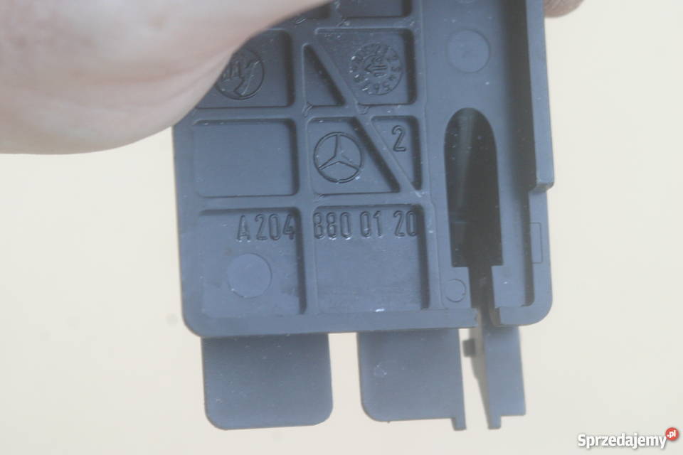 MERCEDES C A ML W204 RĄCZKA OTWIERANIA MASKI Bieleń sprzedam