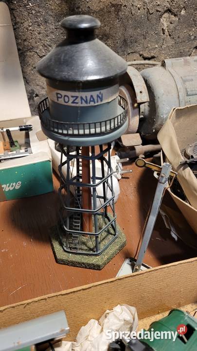 Stara kolejka kolekcjonerów Poznań