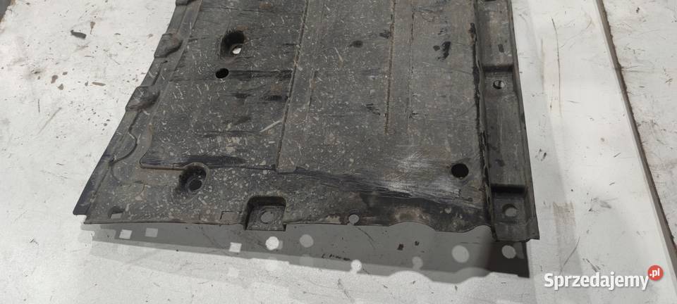 OSŁONA PŁYTA PODWOZIA PRAWA AUDI A4 B6 8H0825208 Przystajń