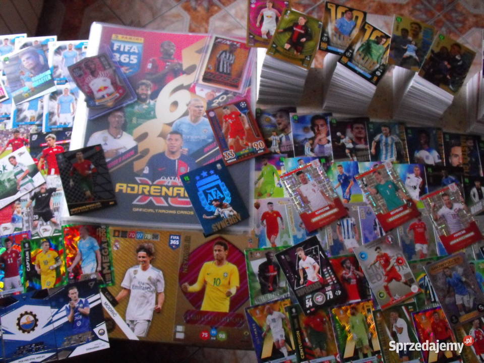 Karty piłkarskie Mega zestaw 500 kart i album Mykanów