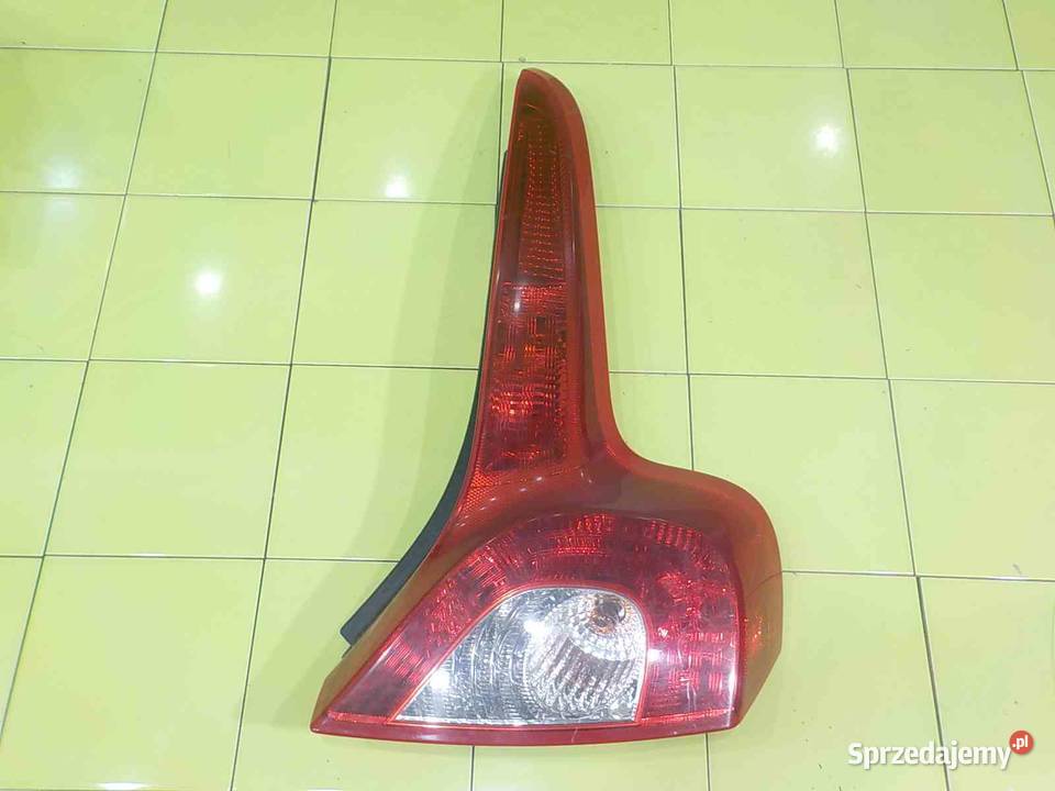 VOLVO C30 LIFT 16 D 10r 3D lampa prawa tyl Motoryzacja sprzedam