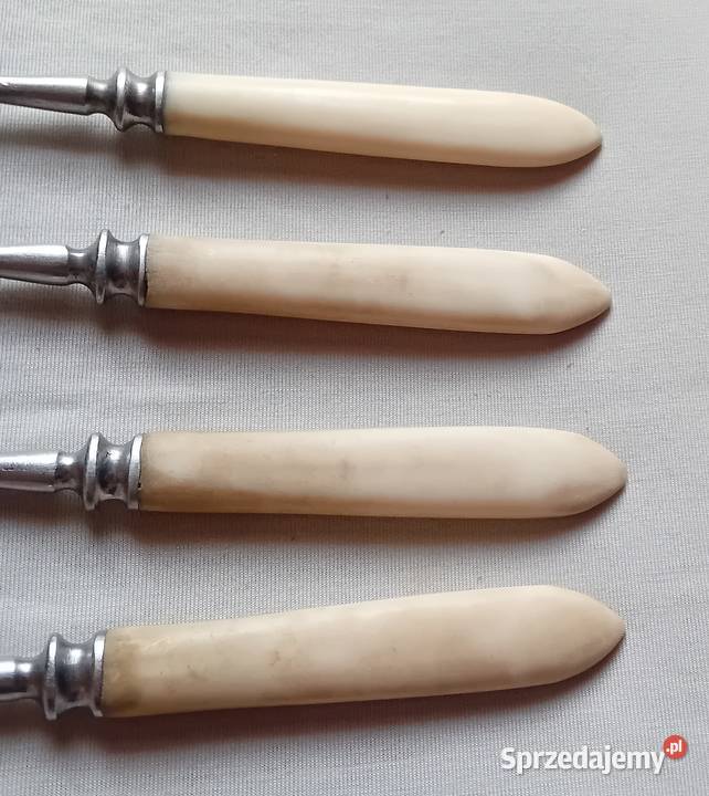 Zestaw 4 widelców z ebonitowymi obsadkami CCCP Koźminek