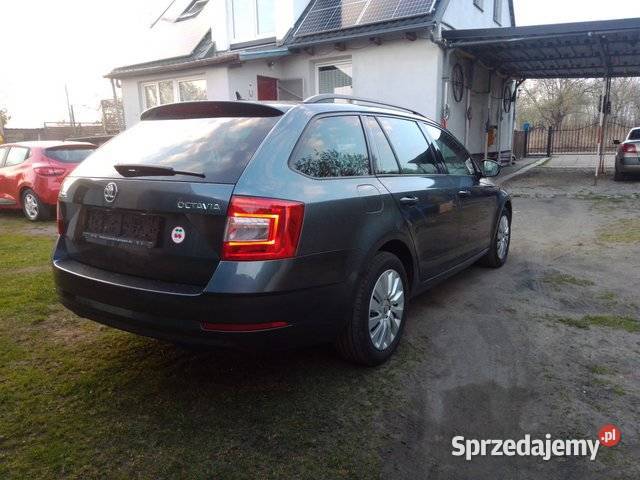 Skoda Octavia 3 FL Combi 2017 18 benzyna komputer pokładowy Pruszcz Gdański