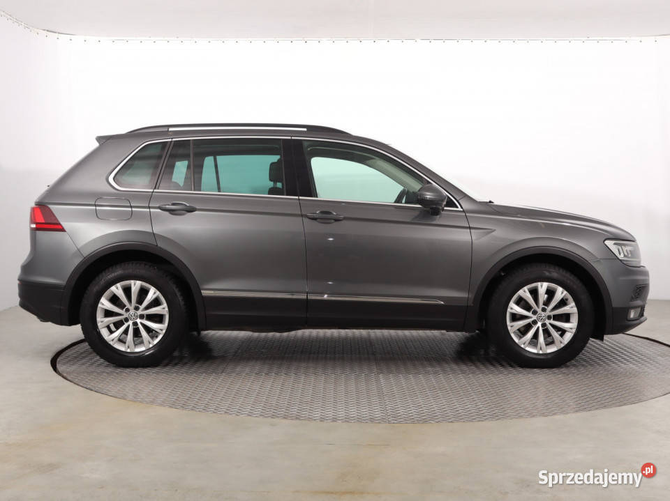 VW Tiguan 15 TSI podgrzewane fotele śląskie Katowice sprzedam