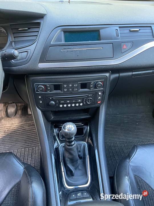 Citroen c5 z 2011 roku 16 benzyna światła przeciwmgielne Budy Głogowskie sprzedam
