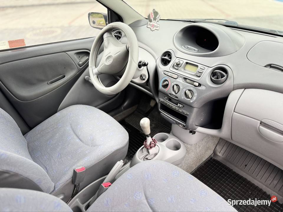 Toyota yaris 10b dolnośląskie Jelenia Góra