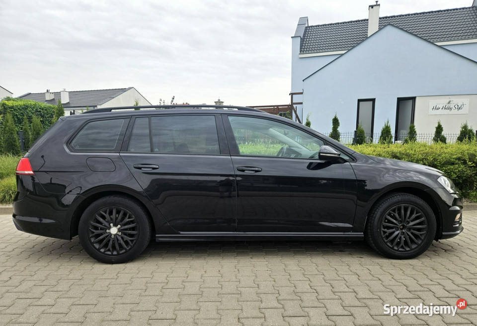 Volkswagen Golf DSG HighLine RLineZadbanyRata680 Rok produkcji 2016 Śrem