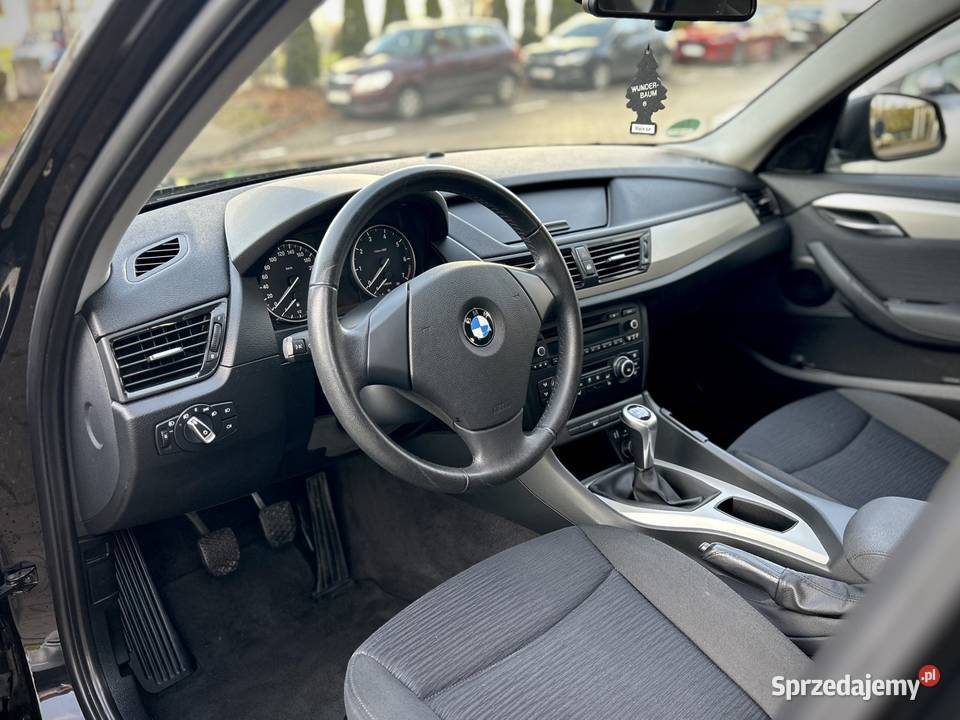 BMW X1 sDrive18i 20 benzyna 2013r zadbana Niski sprzedam