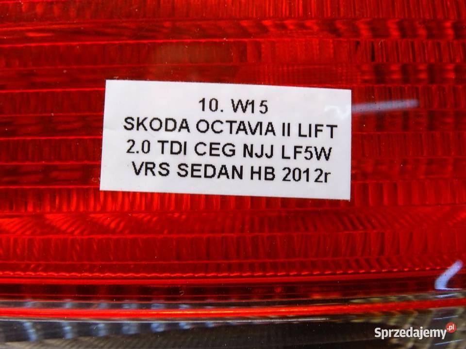 LAMPA PRAWY TYŁ PRAWA TYLNA 1Z5945096B SKODA sprzedam