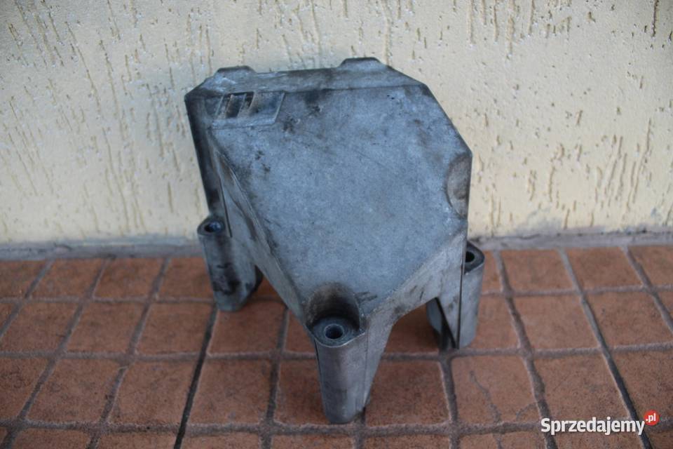 ŁAPA MOCOWANIE SILNIKA OPEL CORSA D 10 13130727