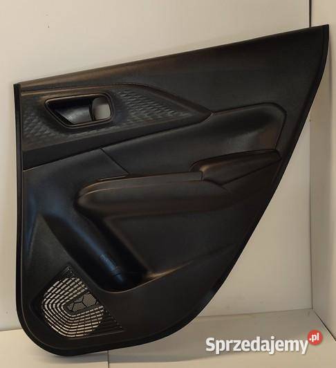 SUZUKI SWIFT MK9 BOCZEK DRZWI PRAWY TYŁ