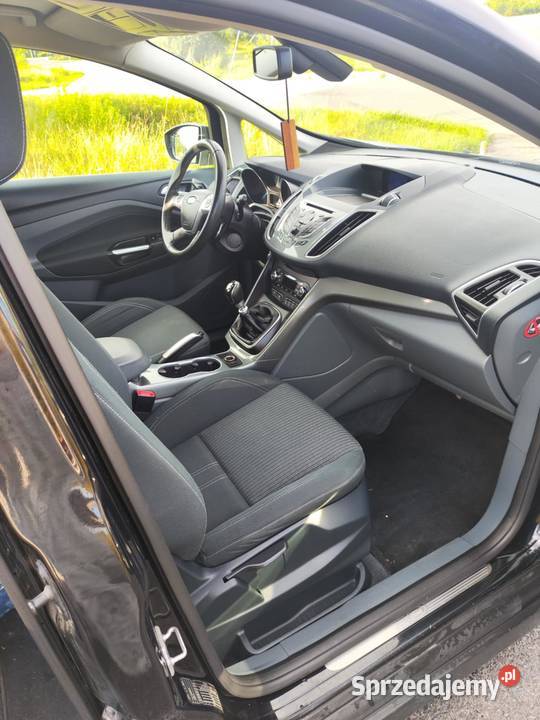 Ford c Grand sam parkuje 182