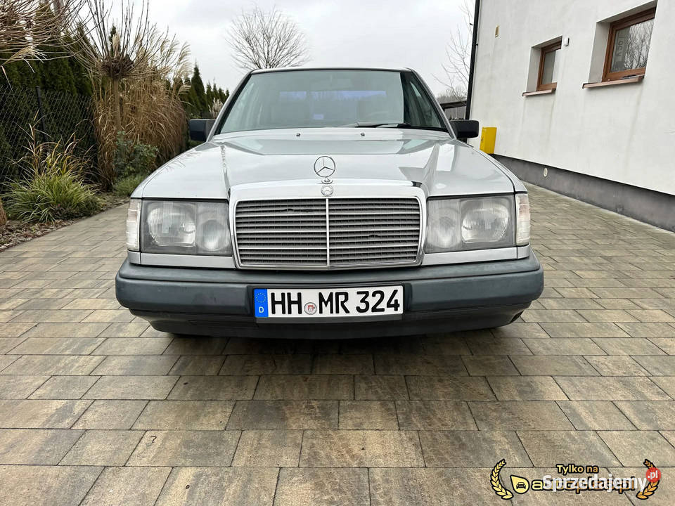MercedesBenz W124 26 automat 26 benzyna 6 Stok Lacki sprzedam