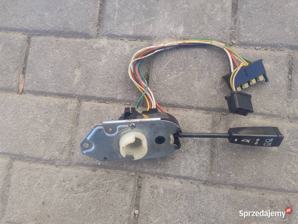 Przełącznik świateł i kierunkowskazów Skoda 105 sprzedam
