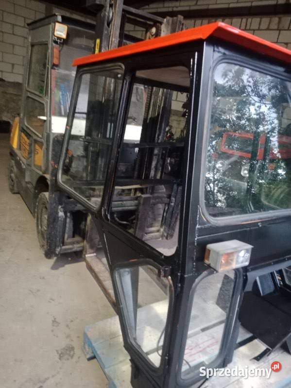 Kabina do ciągnika C330