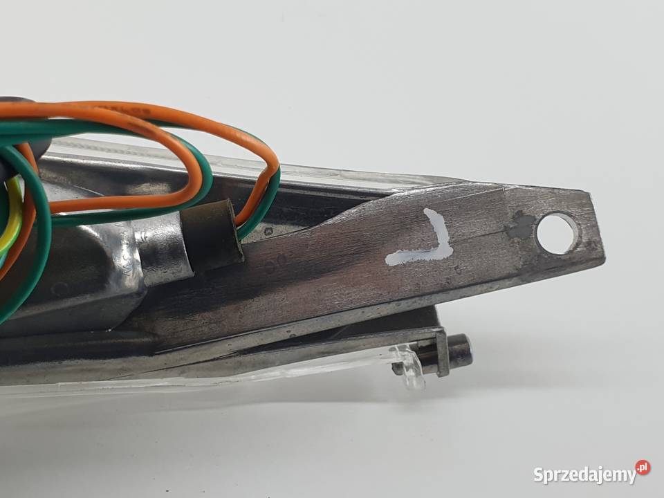 LAMPA TYL LEWA KIERUNKOWSKAZ PEUGEOT EVIVACITY Lampy tylne Janowice