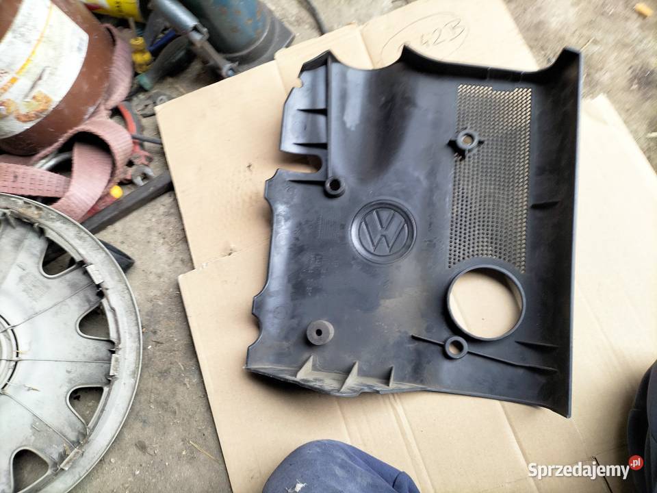 VW PASSAT B5 06B103935C POKRYWA OSŁONA SILNIKA osobowe Kamień-Kolonia