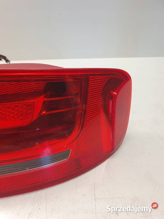 LAMPA PRAWY TYŁ W BŁOTNIK AUDI A4 B8 8K5945096D osobowe Przystajń sprzedam