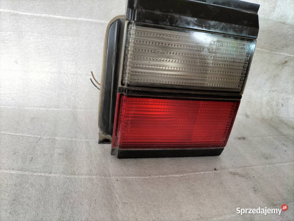 Lampa Prawa Tył VW Passat B3 357945108 sprzedam