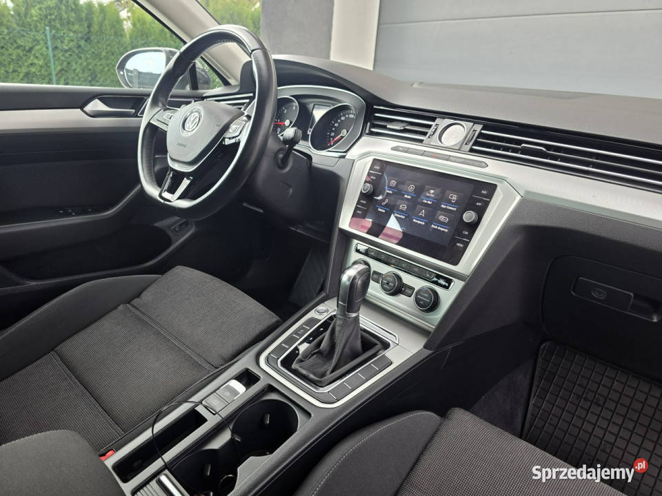 Volkswagen Passat 20 TDI DSG bezwypadkowy 158 Czarnków