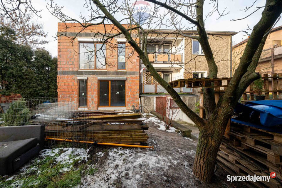 Dwa budynki na jednej działce duży potencjał wielkopolskie Poznań