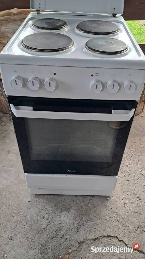 Kuchenka Elektryczna Amica 4 palnikowa z piecem Świecie