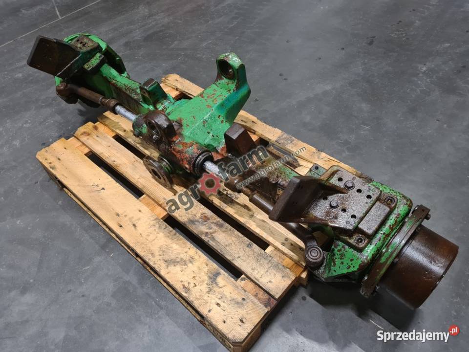 Przedni most John Deere 6210