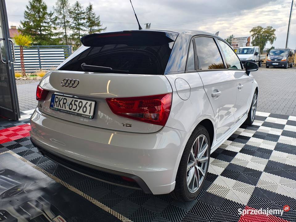 Audi A1 16TDI Piękny Stan Zadbana Niski Przebieg światła do jazdy dziennej Zarszyn sprzedam