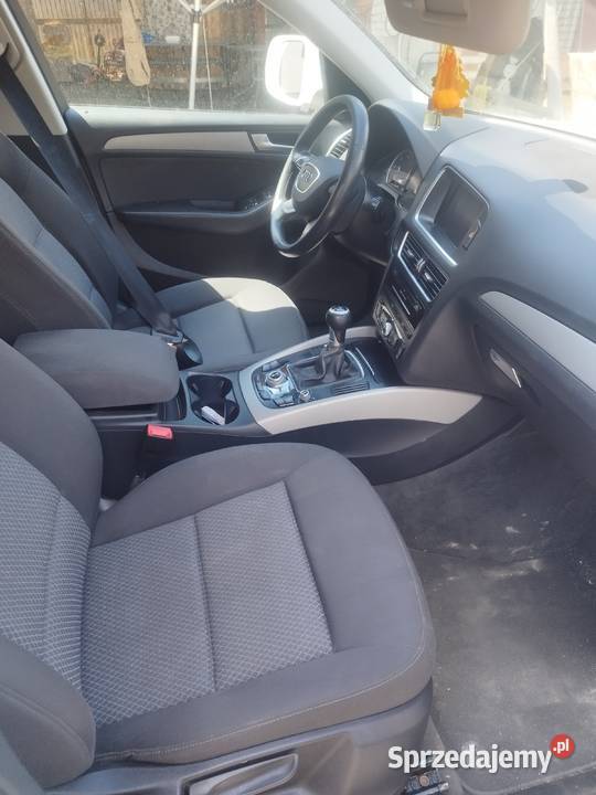 Sprzedam Q5 2013 39999 manualna Q5 Huta Dzierążyńska