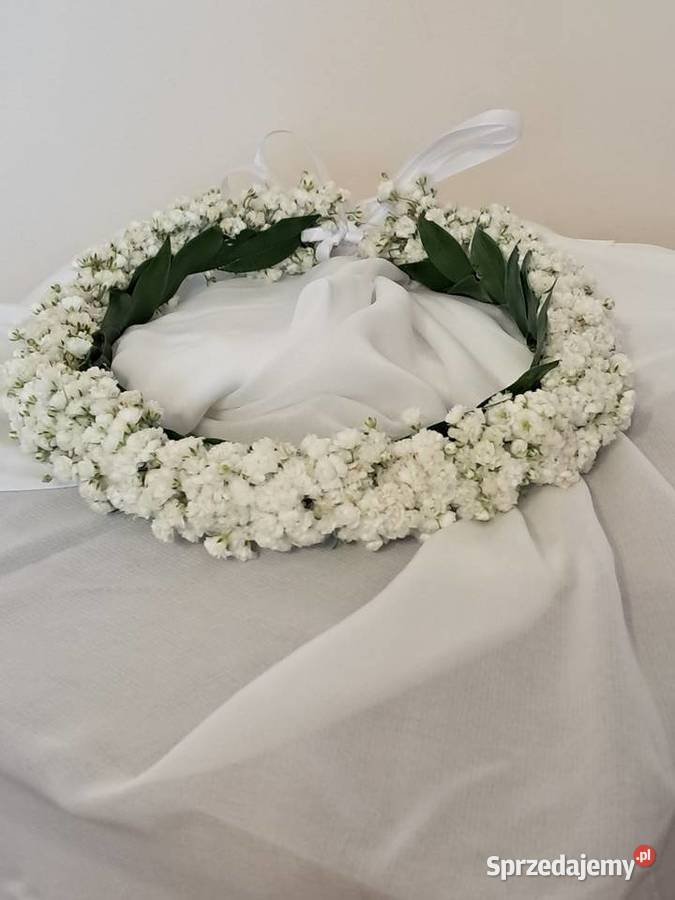 Wianki na komunię z kwiatów żywych Tarnów sprzedam