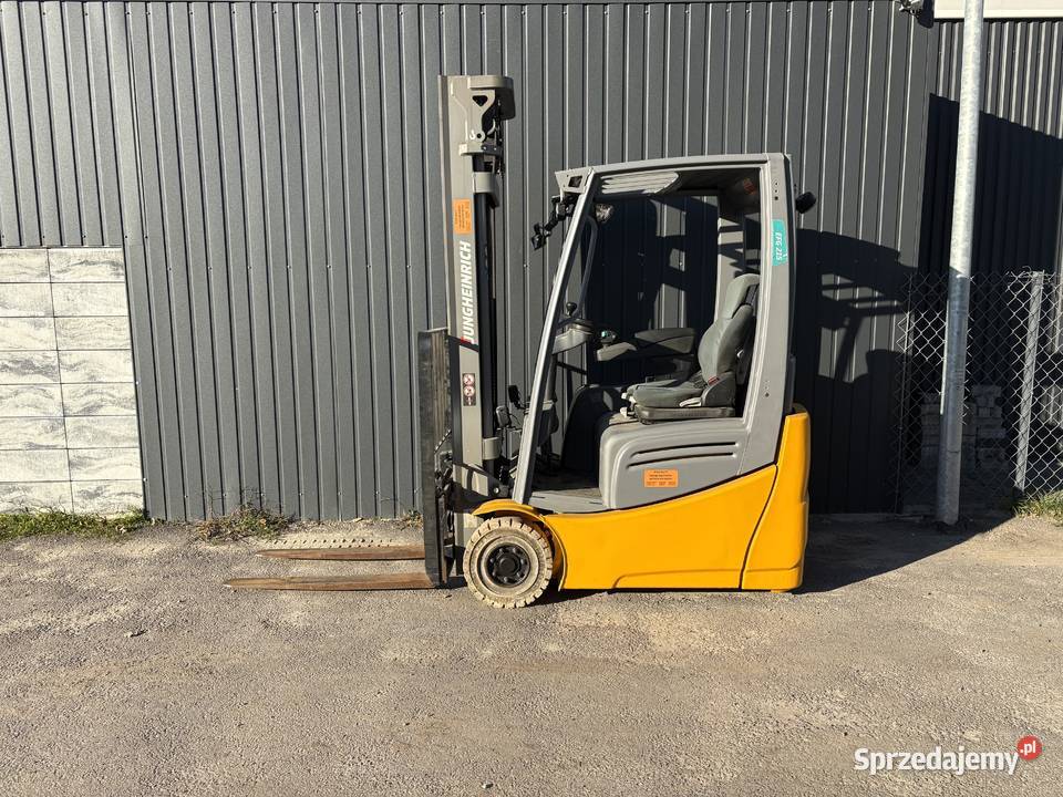 Jungheinrich EFG 215 550 DZ Triplex 2019r 1500 mazowieckie Tłuszcz