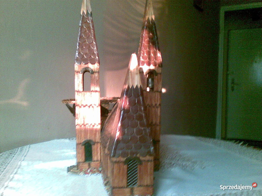makieta kościoła z zapałek