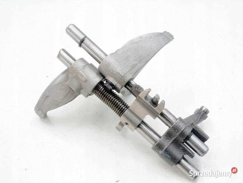 Widełki wybierak skrzyni biegów 10 12 12V Sosnowiec