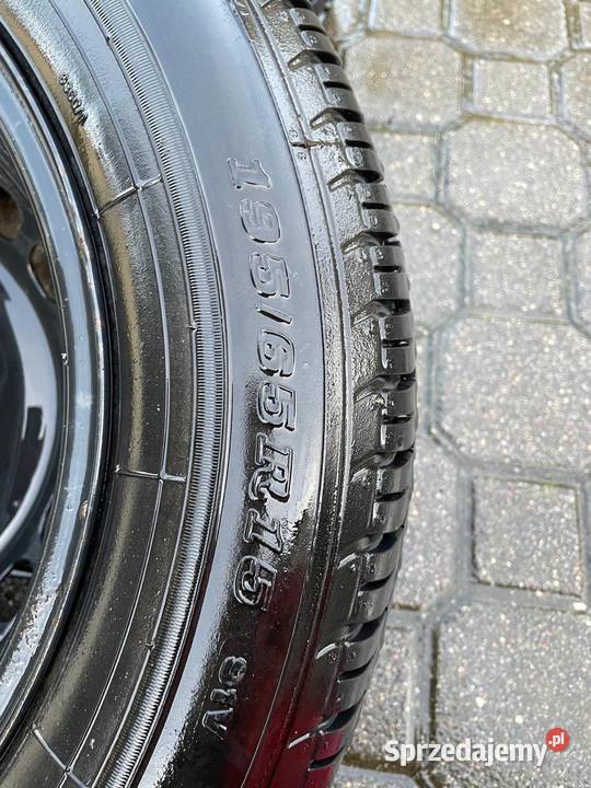 Felga z oponą Samochodowe Zaścianki