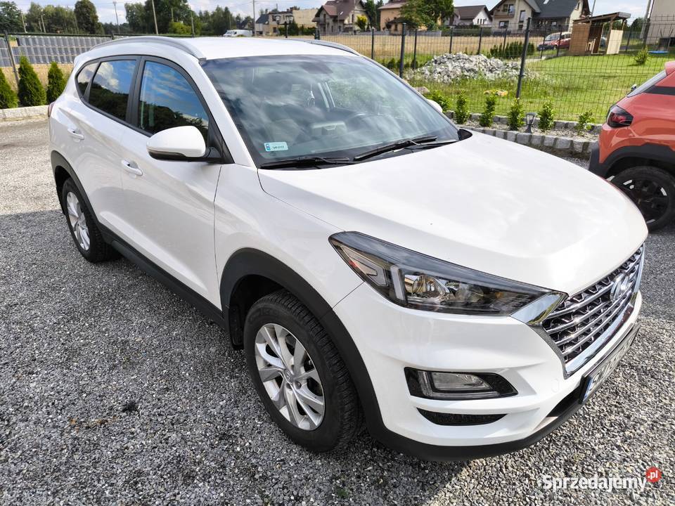 Sprzedam Hyundai Tucson 2019 1 właściciel serwis elektrochrom. lusterka boczne Motoryzacja Rogów