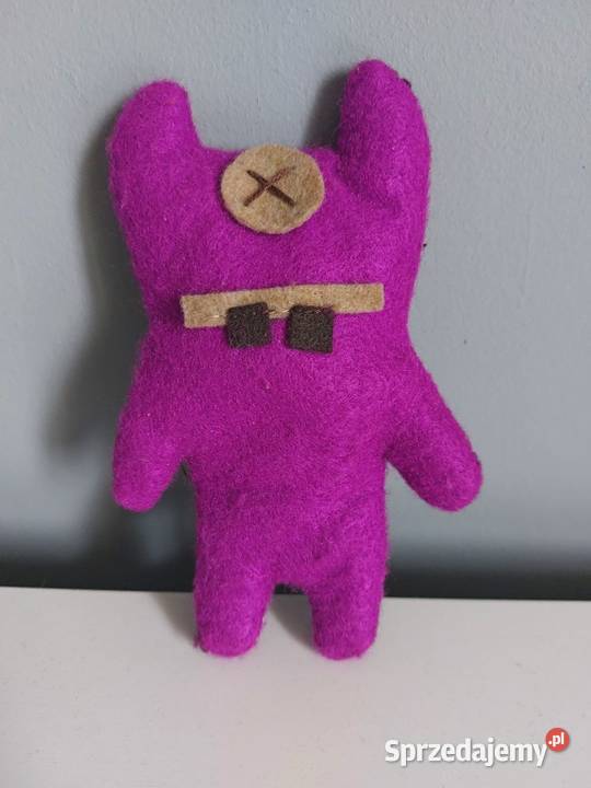 broszka fuksjowa z filcu różowy stworek handmade Poznań sprzedam