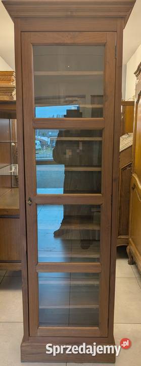 Witryna kolonialna z dziewięcioma półkamisklep Dąbrowa Górnicza