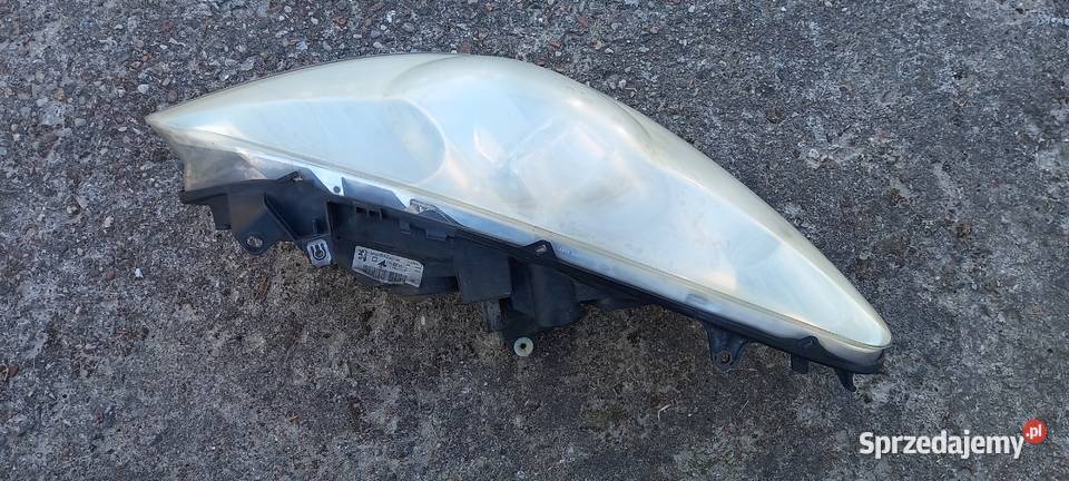 Lampa przednia prawa Peugeot 307 kombi lift Elbląg