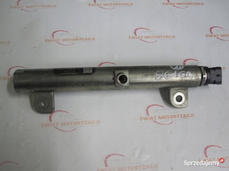 INSIGNIA ASTRA 20 CDTI A20DTH 160 10r listwa osobowe Listwy wtryskowe Kielce