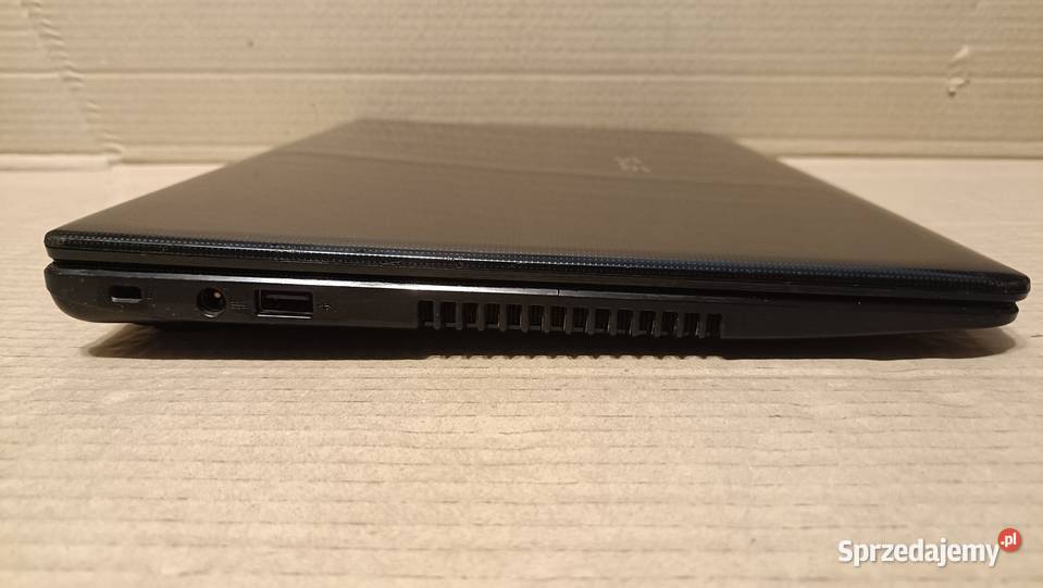 Laptop ASUS X401U AMD C60 2GB Ram 320HDD Poznań