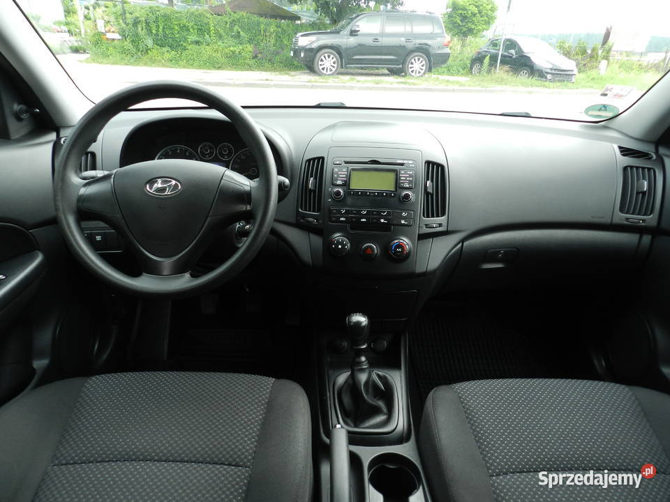 Hyundai i30 2010 14i Klima czarny warmińsko-mazurskie Olsztyn