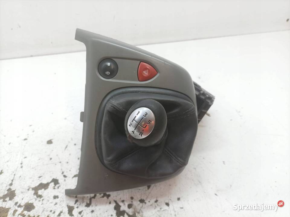 LEWAREK SKRZYNI BIEGÓW WYBIERAK 15 DCI MANUAL 5 osobowe sprzedam