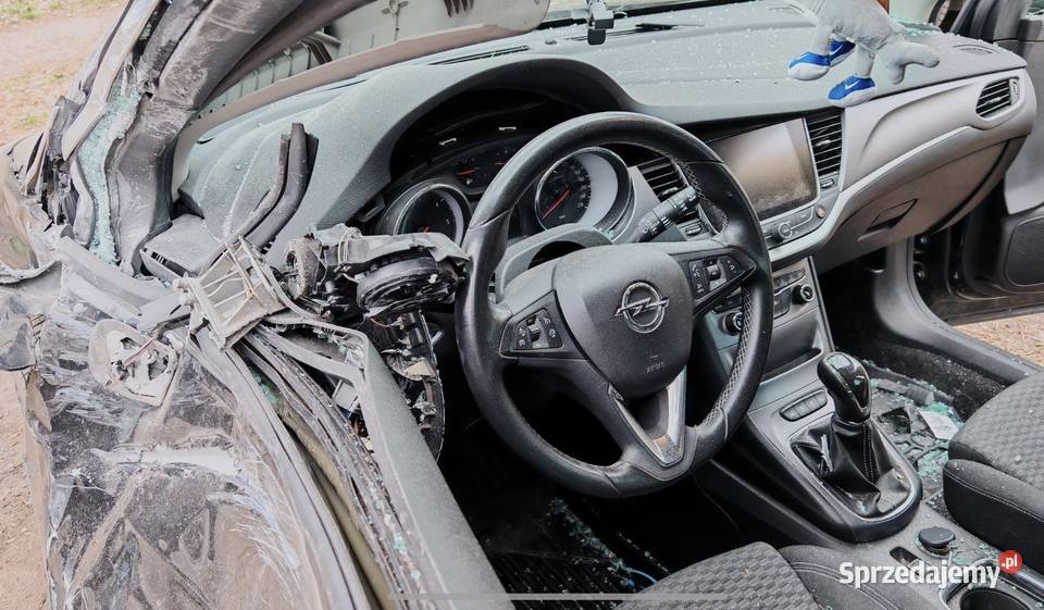Opel Astra K uszkodzony Siemianowice Śląskie
