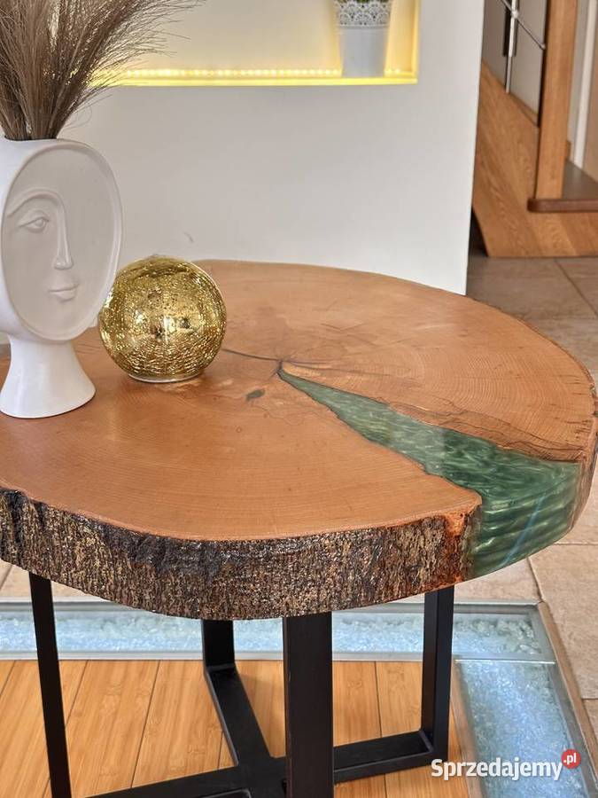 Stolika kawowy z żywicą epoksydową Wrocław