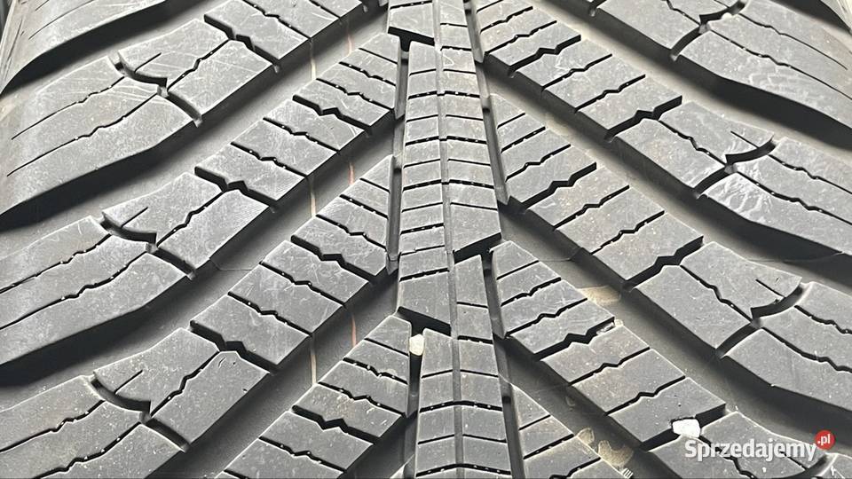 2 Oponykumho Solus wielosezonowe 8mm 275 55 17 Samochodowe Bogatynia sprzedam