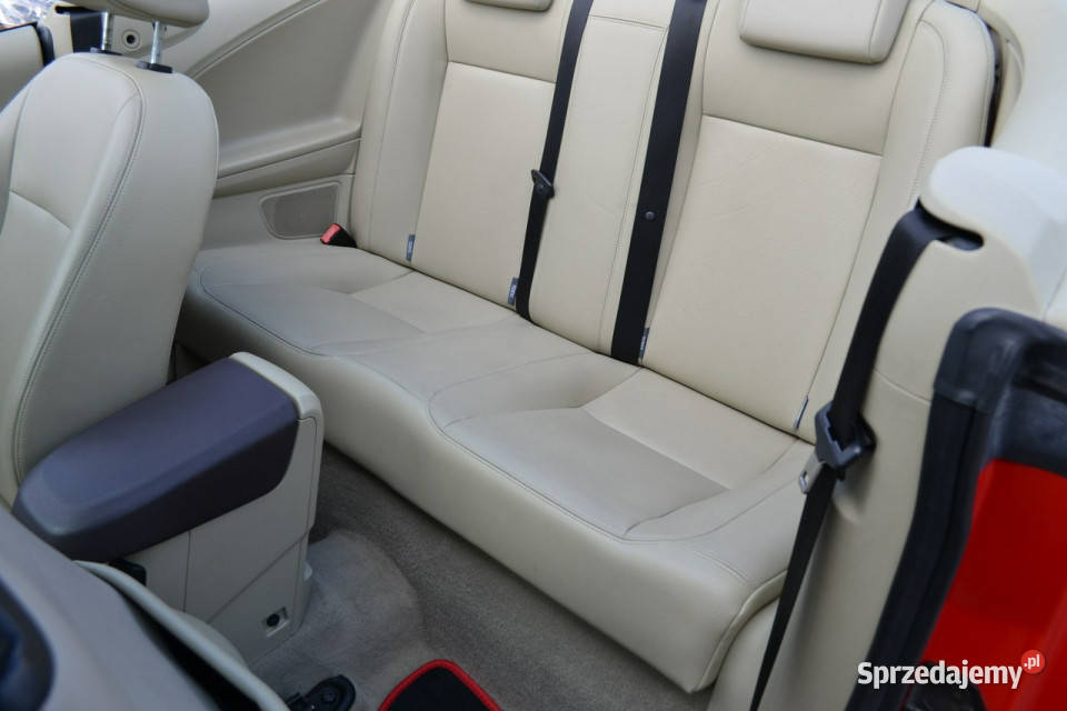 Ford Focus Piękny Ford FocusCabrio 20 146 Podgrz czerwony Częstochowa sprzedam