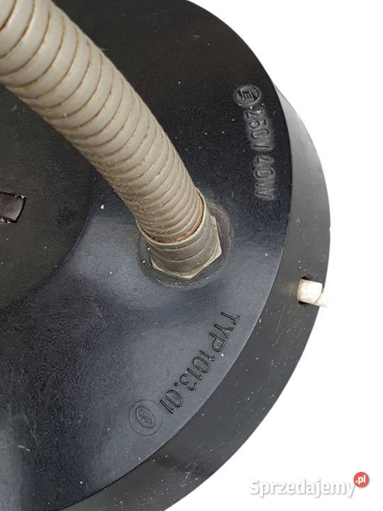 Stara lampka biurkowa z bakelitu produkcji Cieszyn