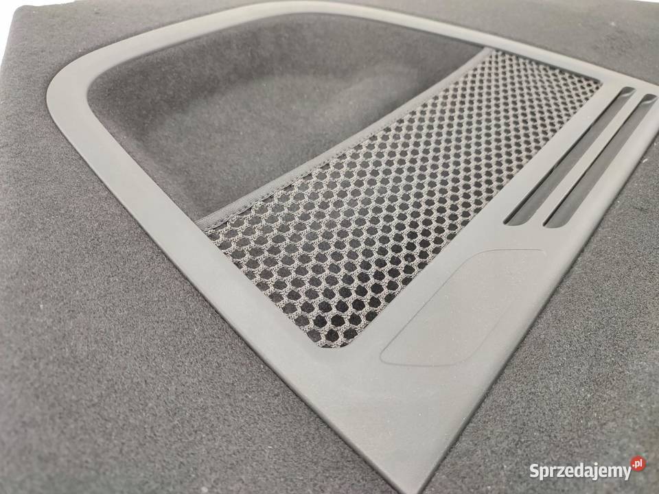 BOCZEK BAGAŻNIKA PRAWY CITROEN C4 PICASSO II osobowe lubelskie sprzedam