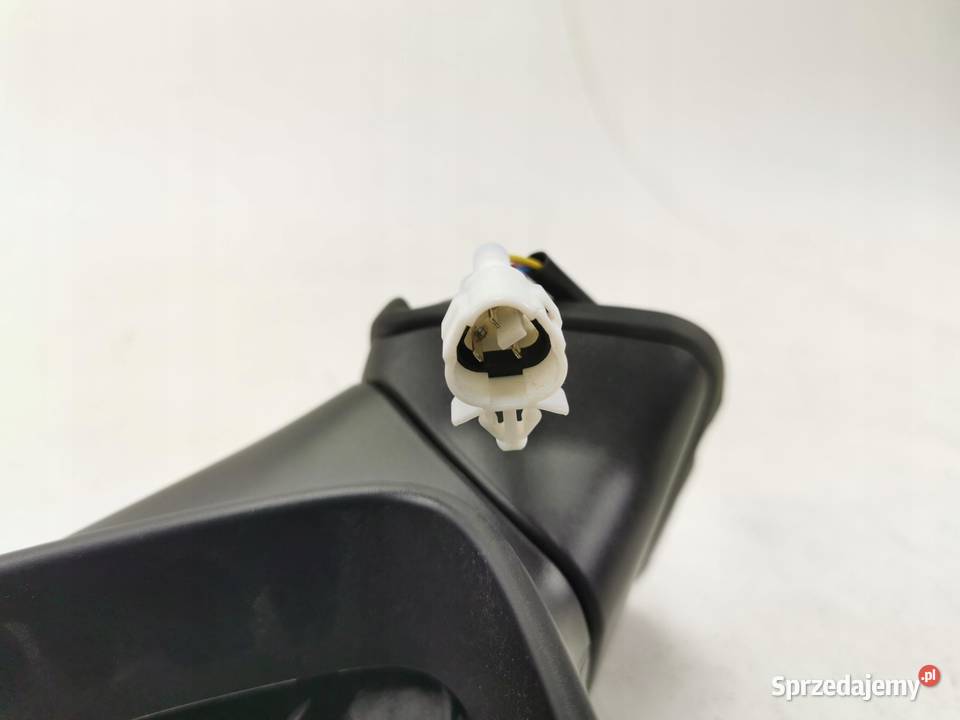 LUSTERKO LEWE 3PIN OPEL AGILA A 20002007 010609